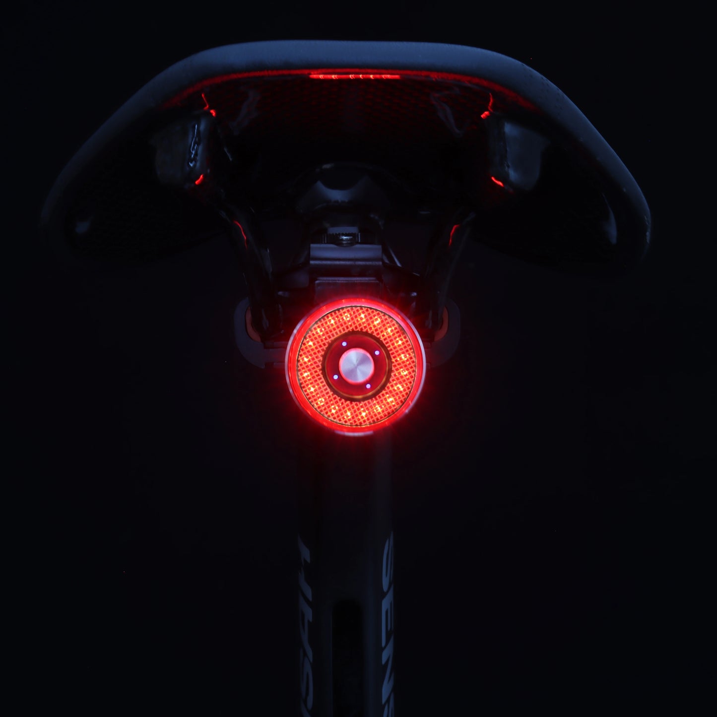 Pathfinder™ Smart Auto Brake Sensing Bike Light: IPx6 Waterproof, LED Charging Taillight, Essential Accessories for Cycling